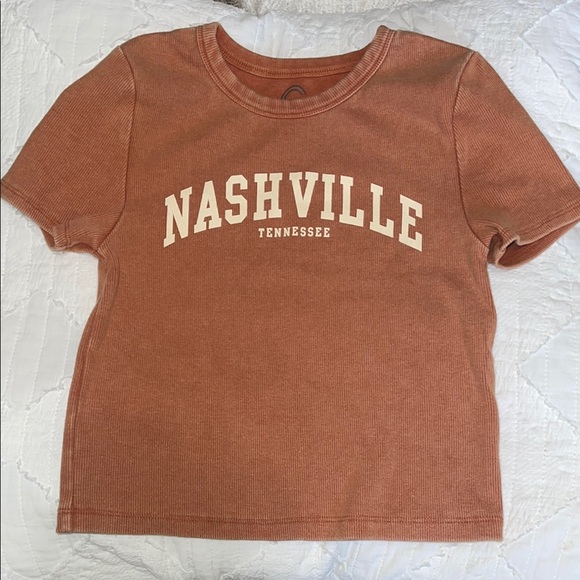 social culture Tops - Brown Crop Top with Collegiate Style Size L